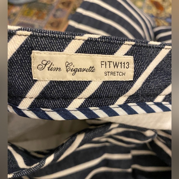 Denim cropped pant - Picture 3 of 5